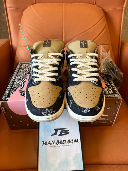 Travis Scott X SB Dunk Low black parachute beige petra brown shoes