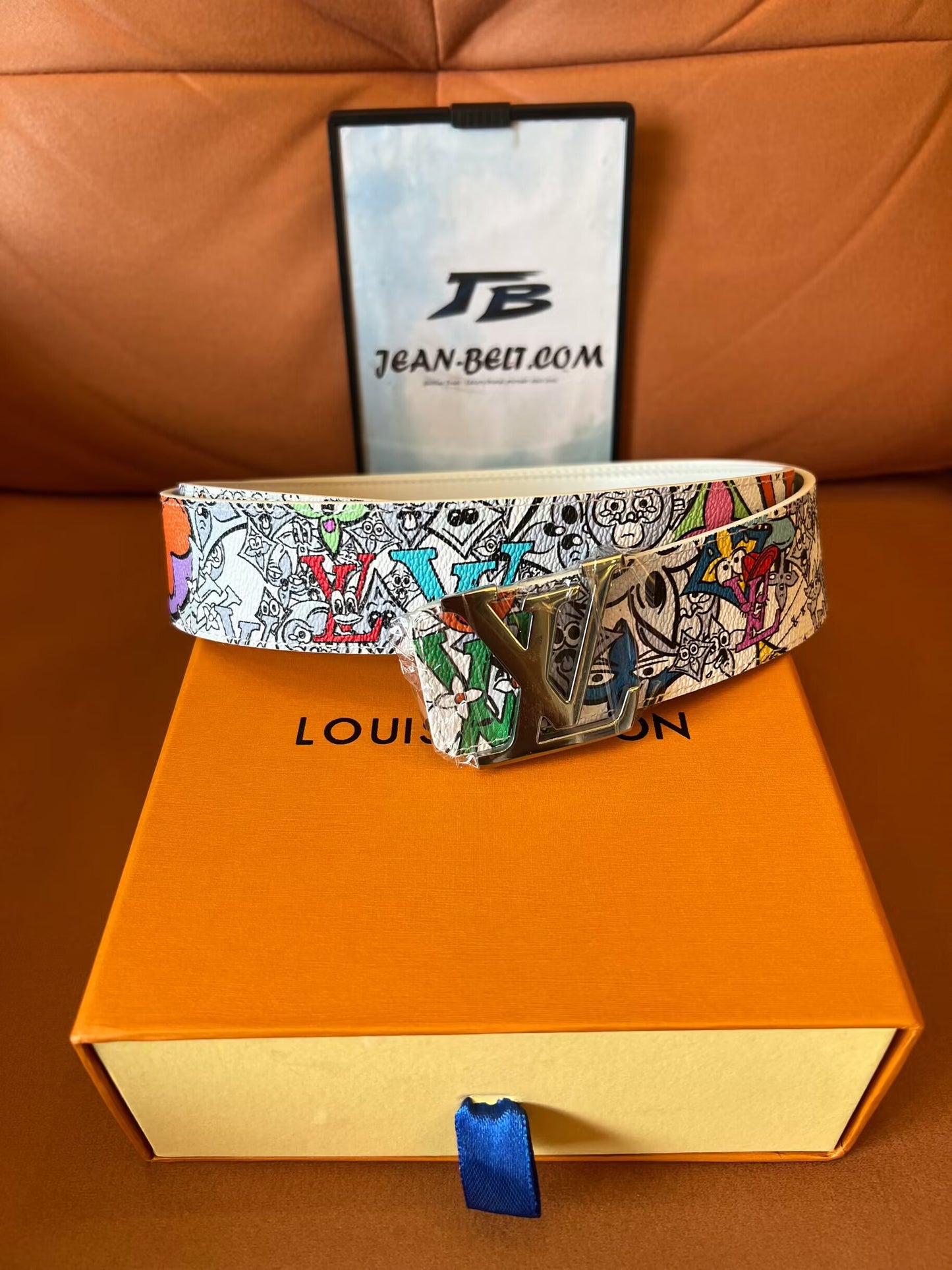 Louis Vuitton graffiti LV logo belt