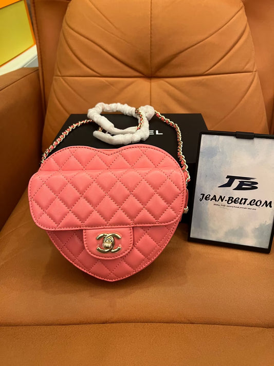 Chanel cc in love large heart bag pink