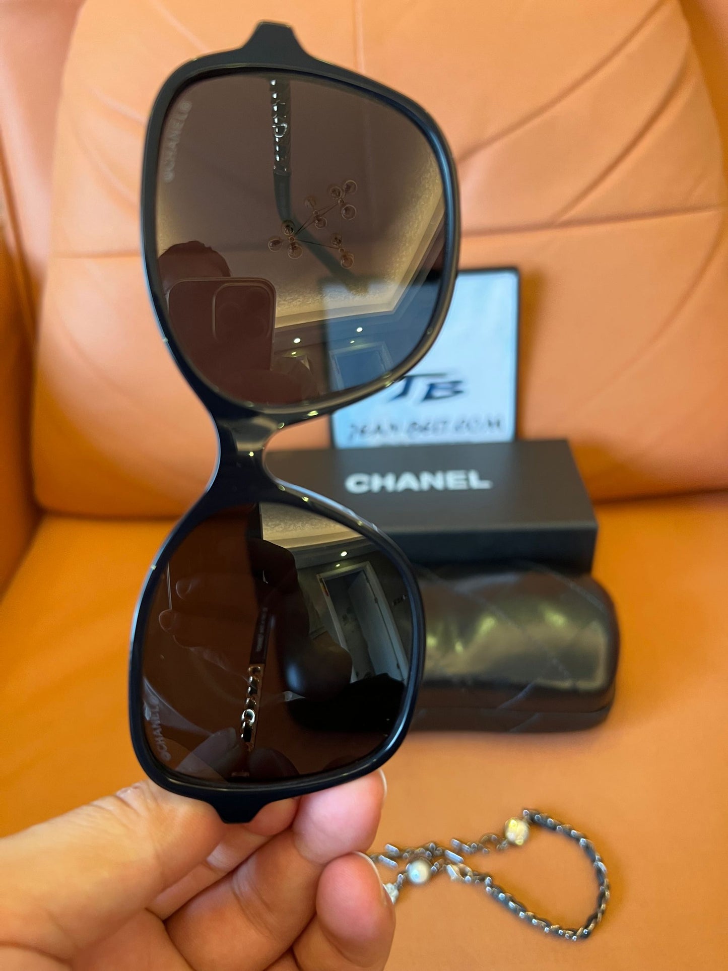 Chanel quilted chain-link sunglasses