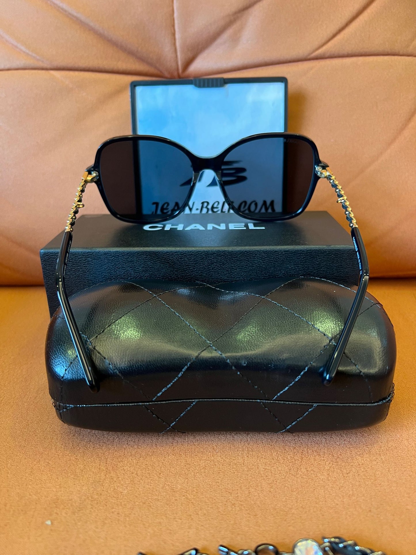 Chanel quilted chain-link sunglasses