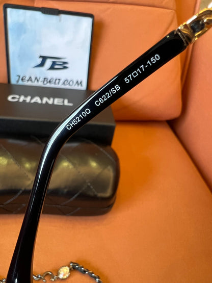 Chanel quilted chain-link sunglasses