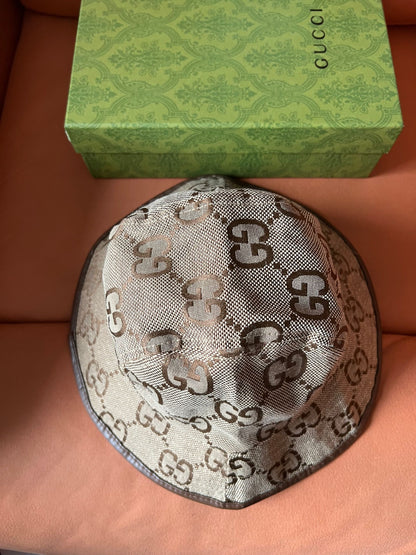 Gucci GG Supreme bucket hat – iconic monogram canvas ﻿