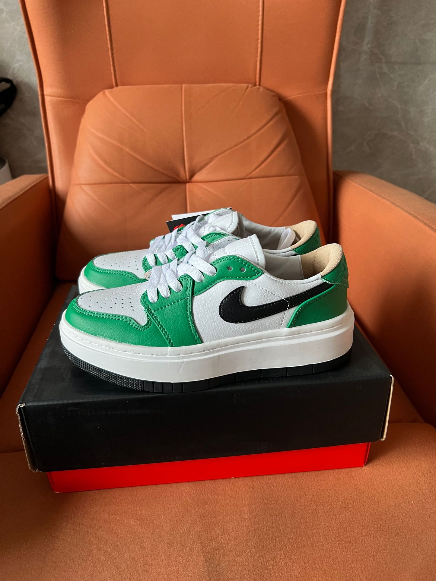 Jordan 1 low pine green