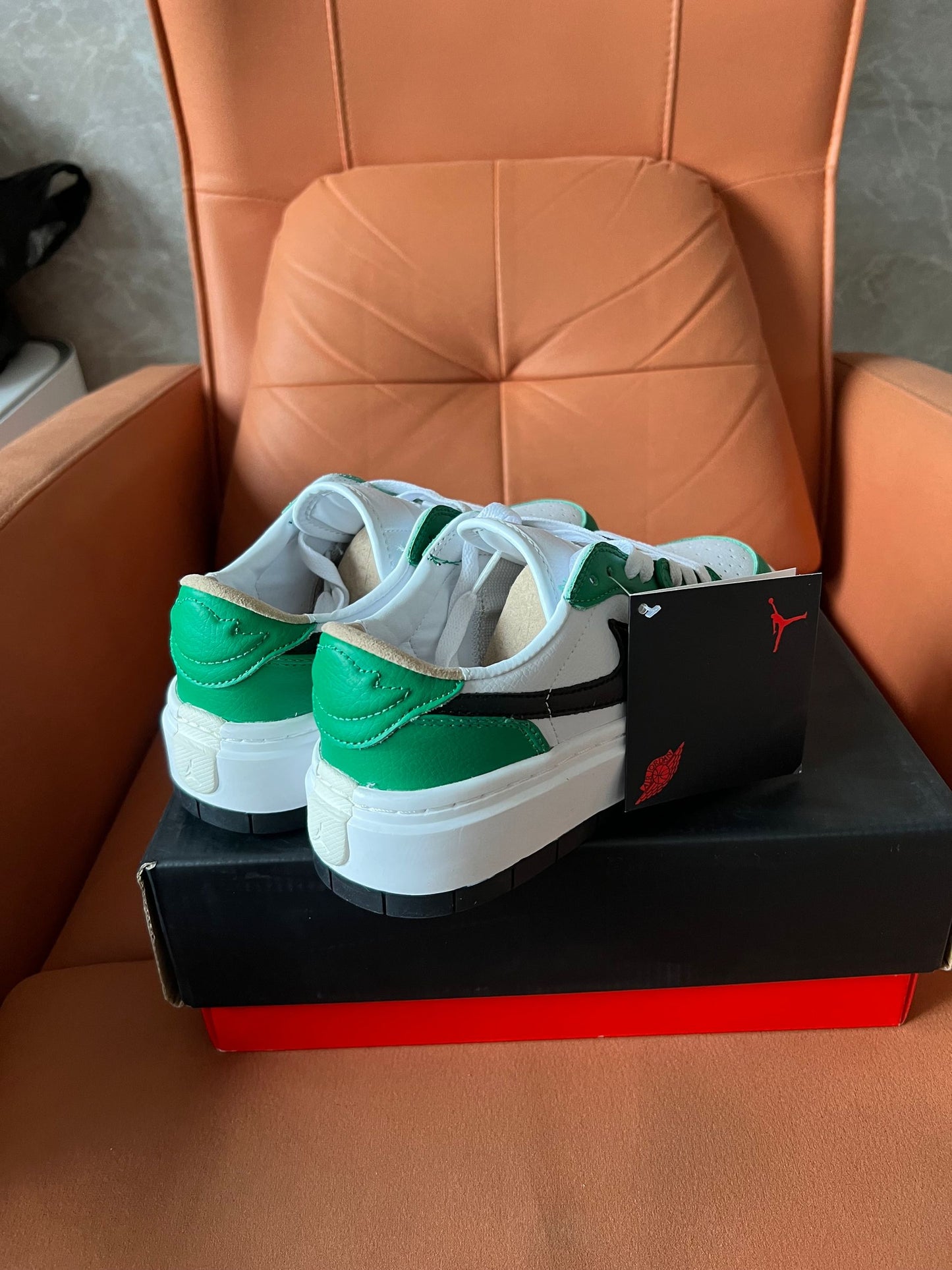 Jordan 1 low pine green