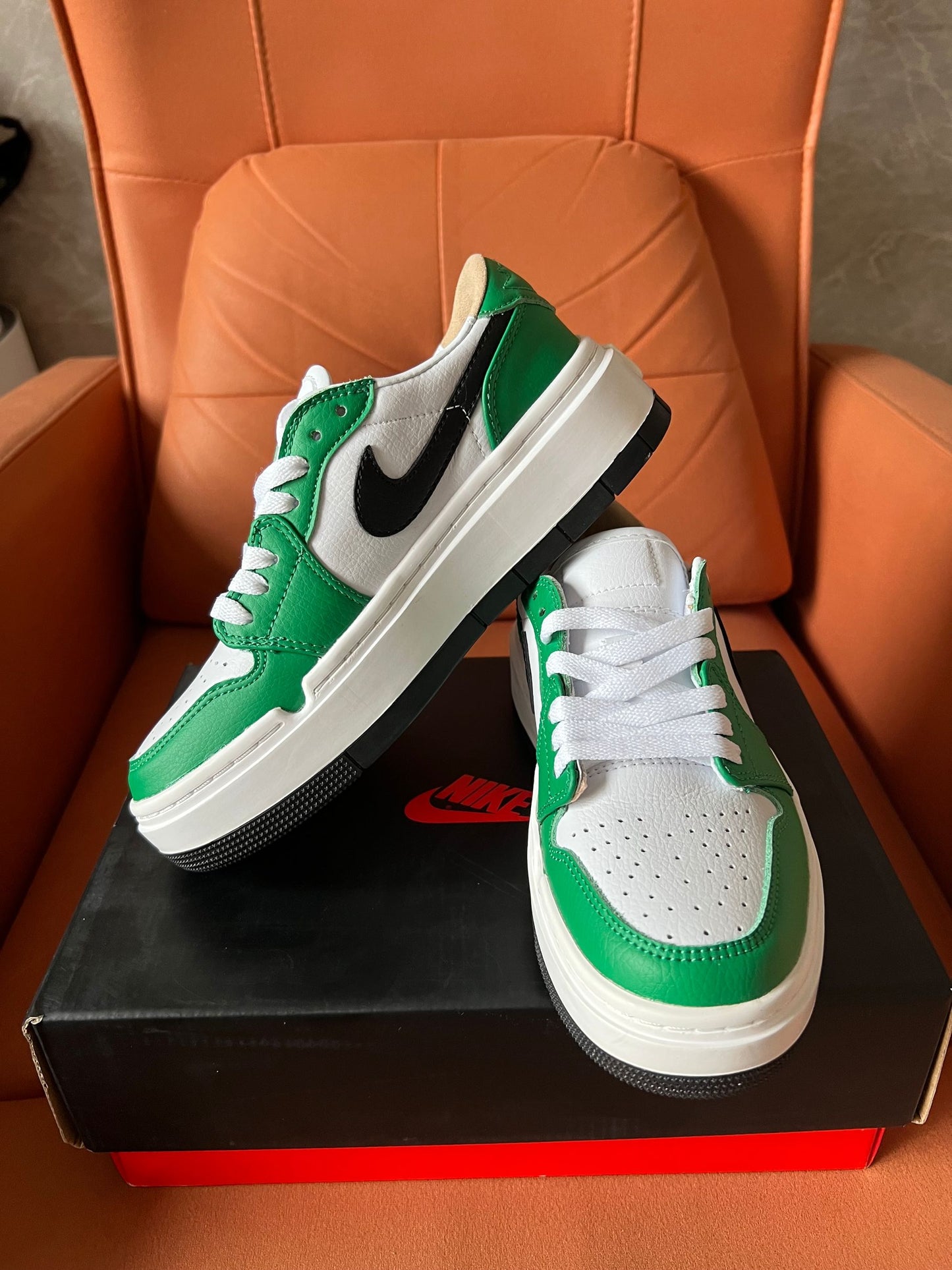 Jordan 1 low pine green