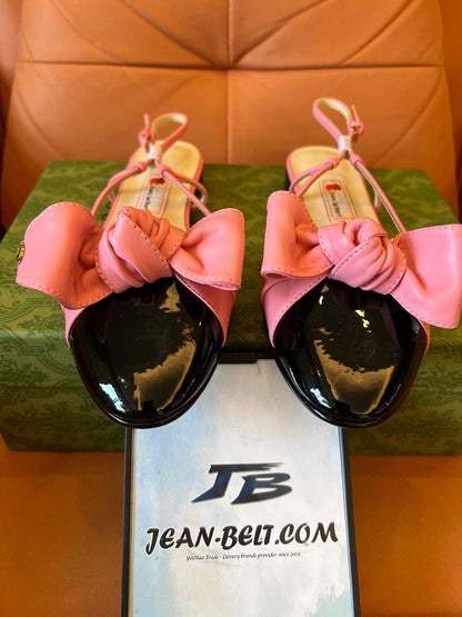 Gucci pink with bow flat sandals