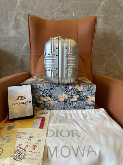 Dior × Rimowa gray  hand case luggage