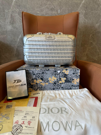 Dior × Rimowa gray  hand case luggage