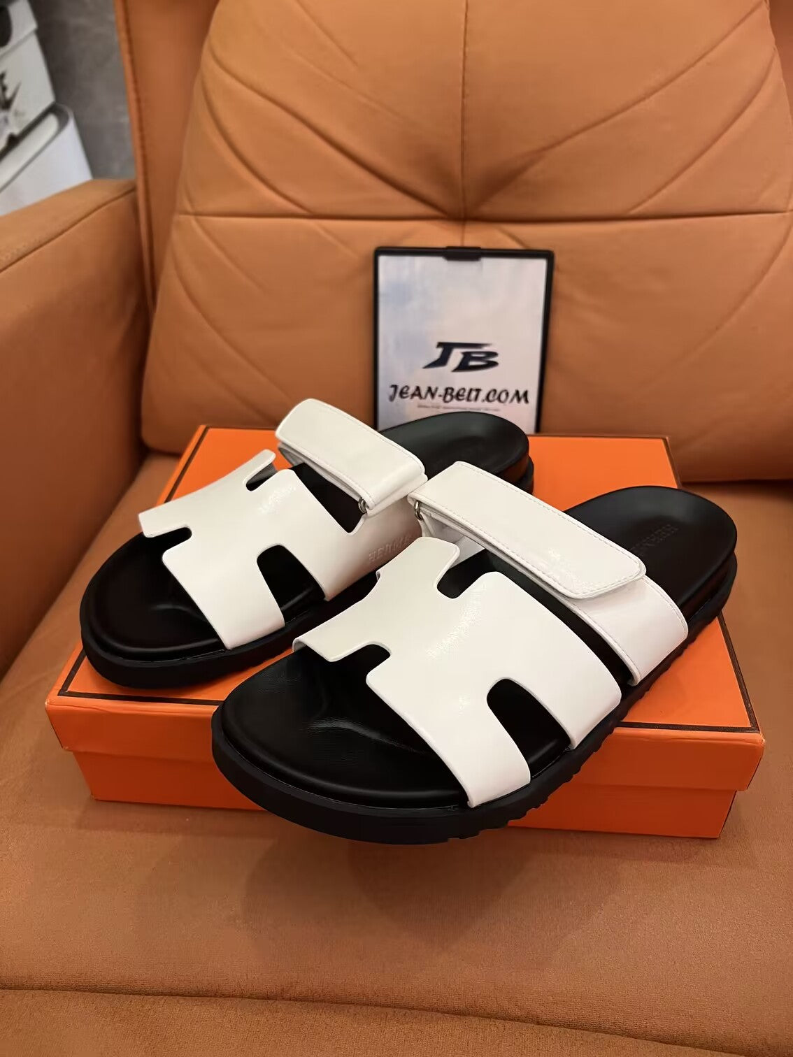 Hermès Oran white sandals