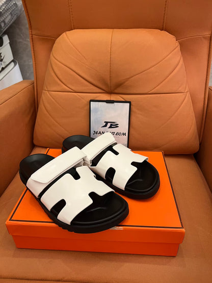 Hermès Oran white sandals