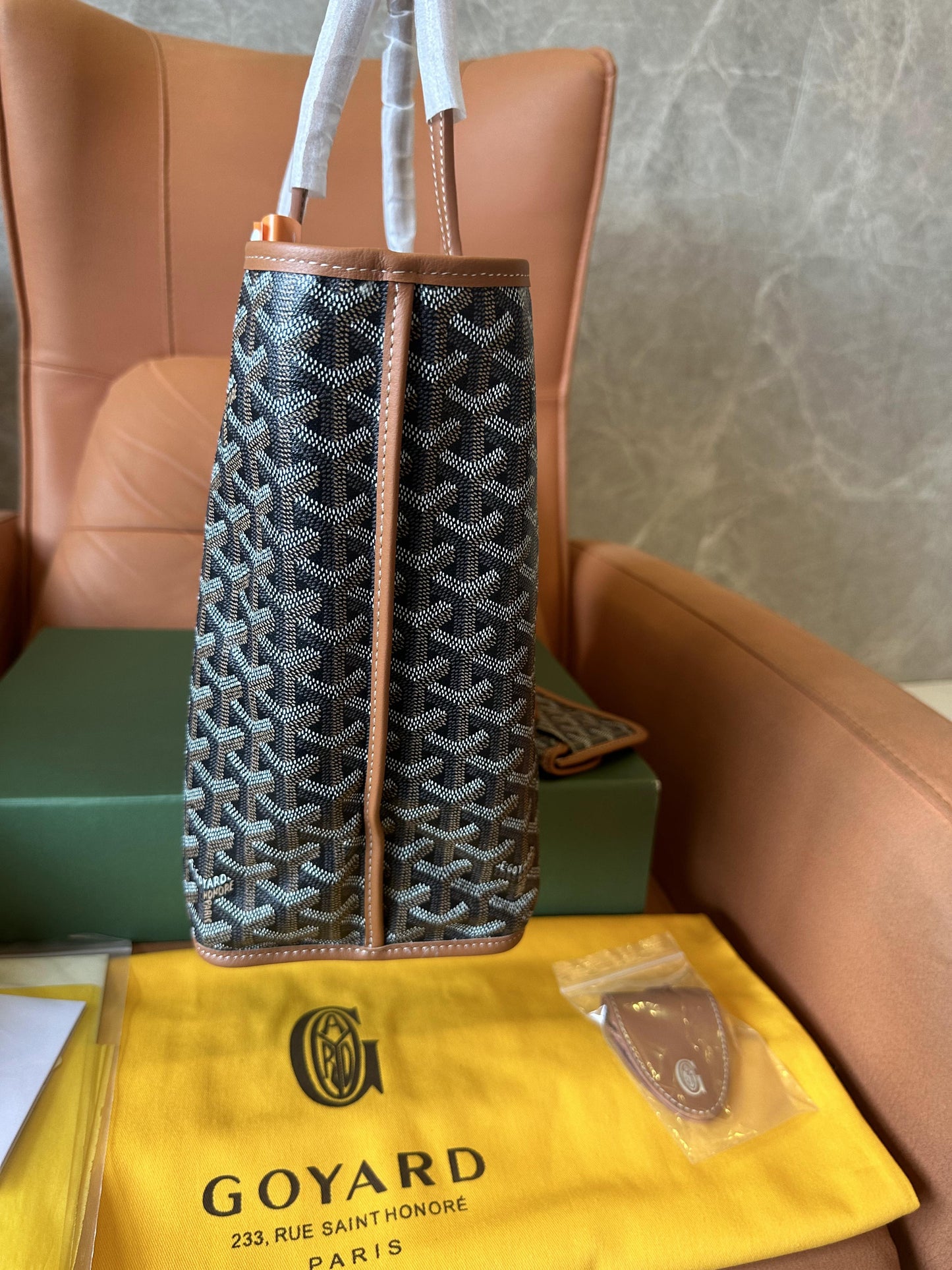 Goyard anjou reversible tote pm brown