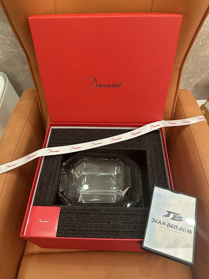 Baccarat crystal decorative vase in signature red box