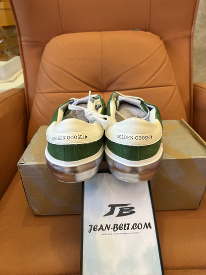 Golden Goose superstar sneakers in green leather