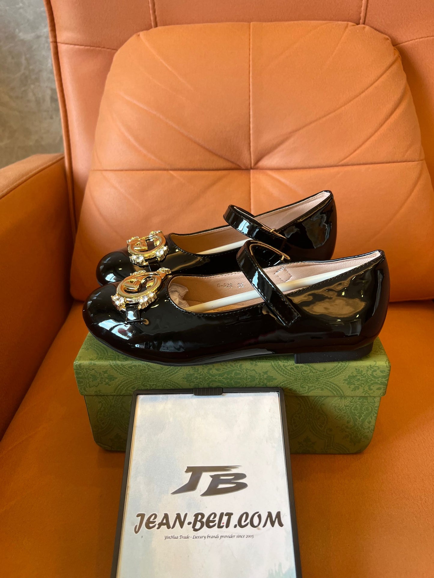 Gucci double G Kids patent leather mary jane shoes with crystal