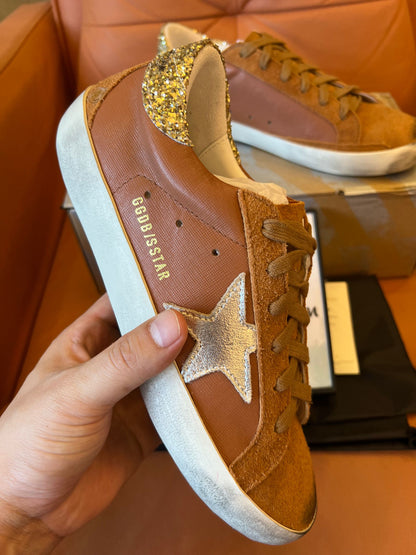 Golden Goose Superstar mixed leather low-top trainers in taupe