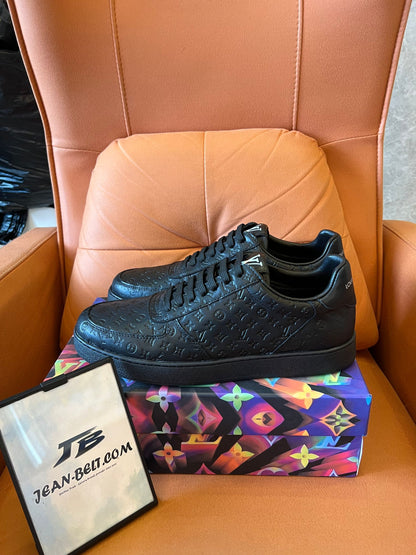 Louis Vuitton Rivoli sneakers black mini monogram