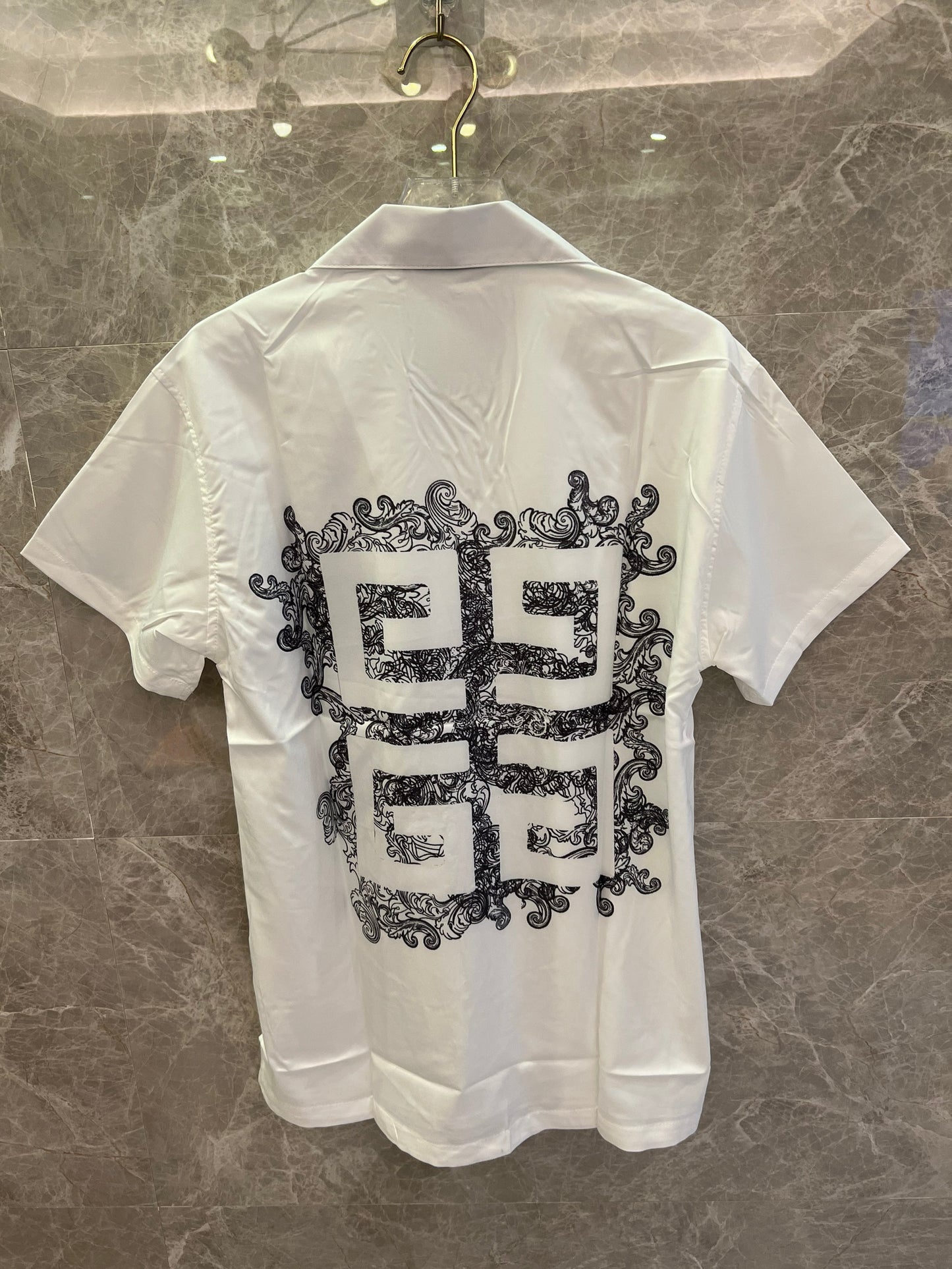 Givenchy white logo short-sleeve shirt – elegant embroidery design