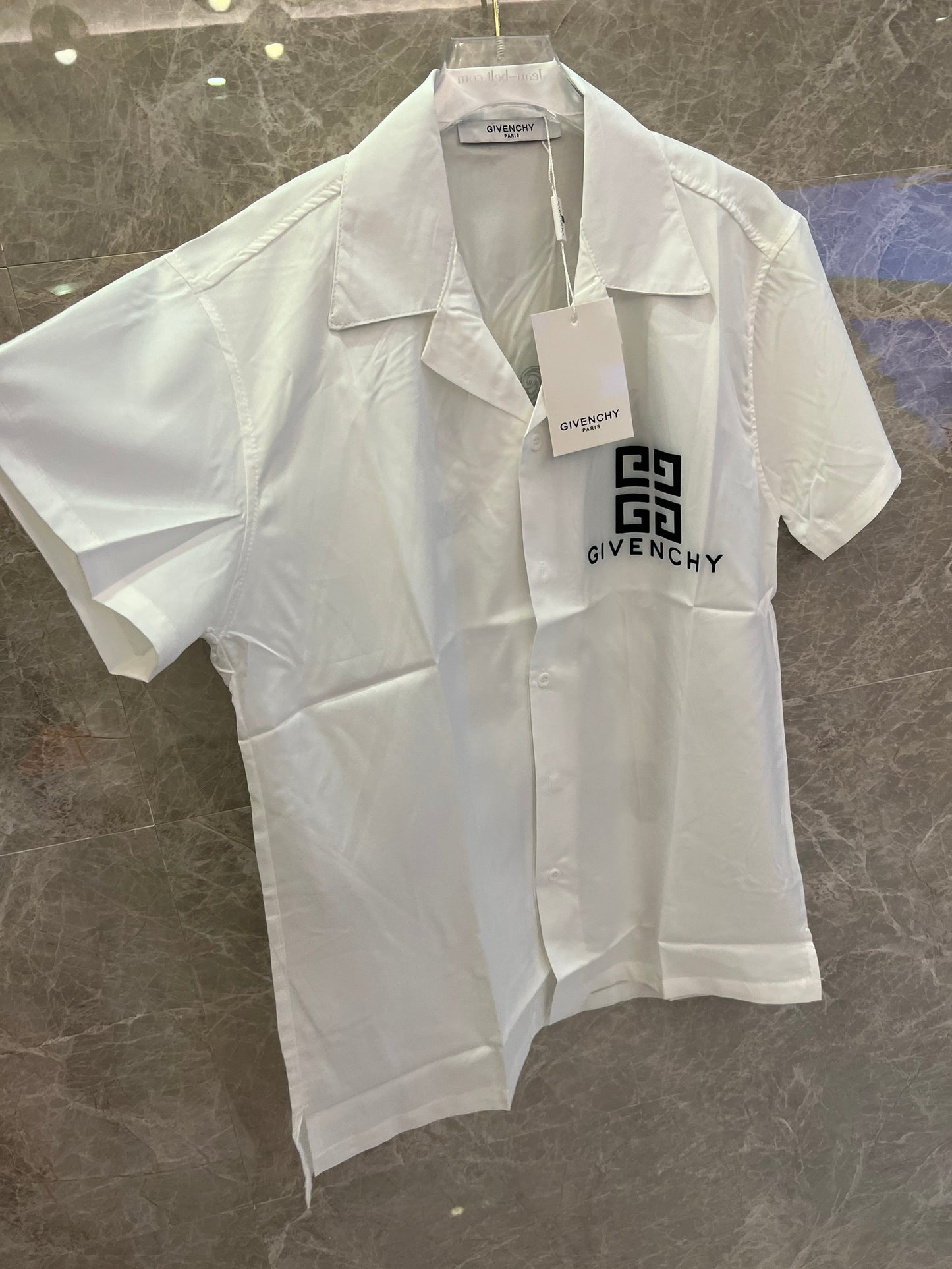 Givenchy white logo short-sleeve shirt – elegant embroidery design