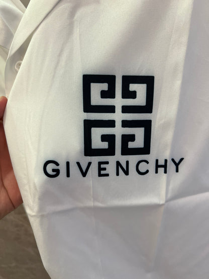 Givenchy white logo short-sleeve shirt – elegant embroidery design