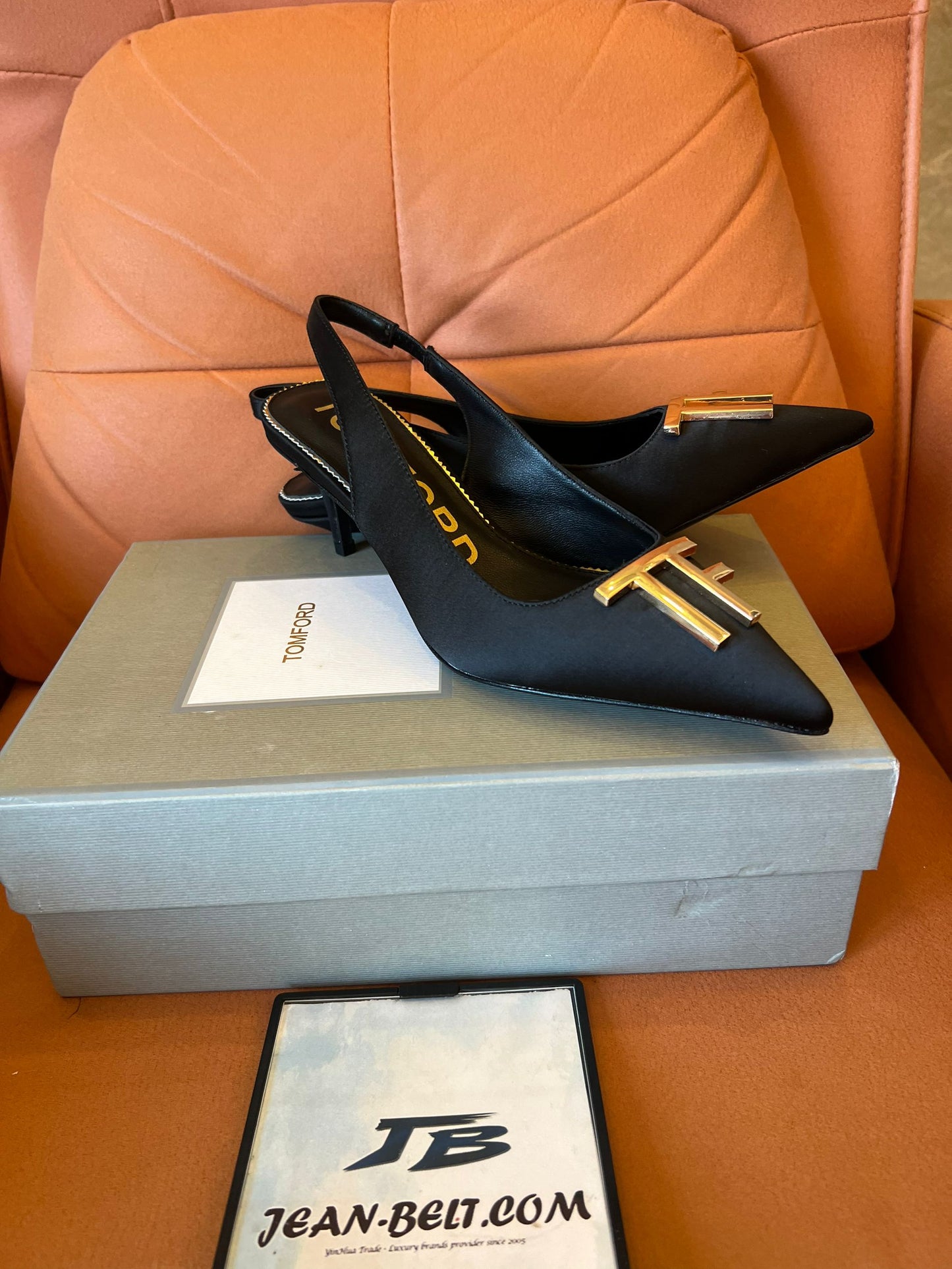 Tom Ford pointed fashion show high heels