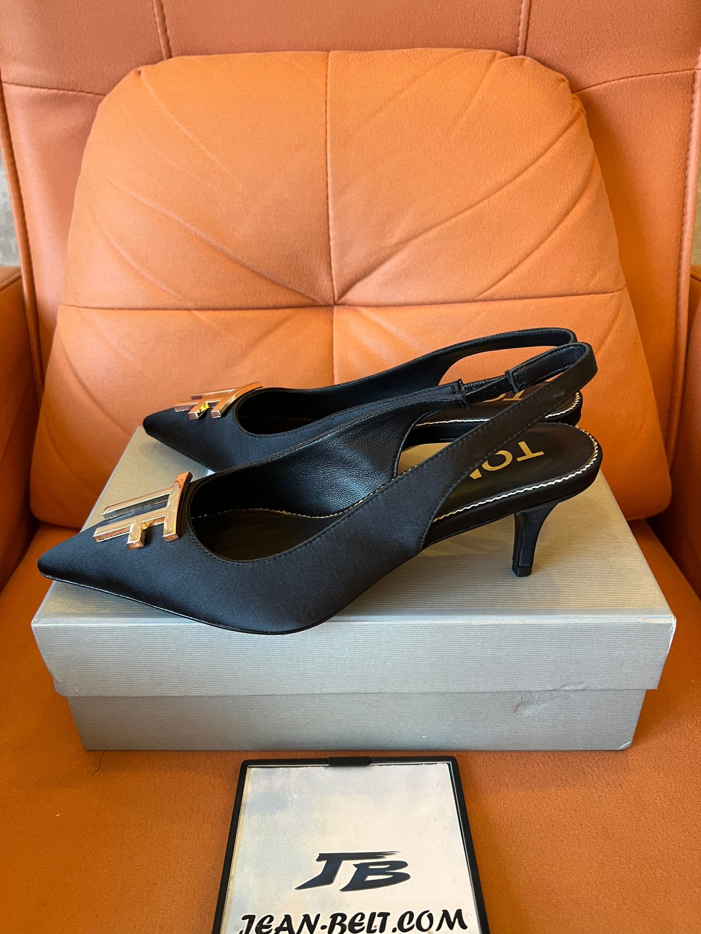 Tom Ford pointed fashion show high heels