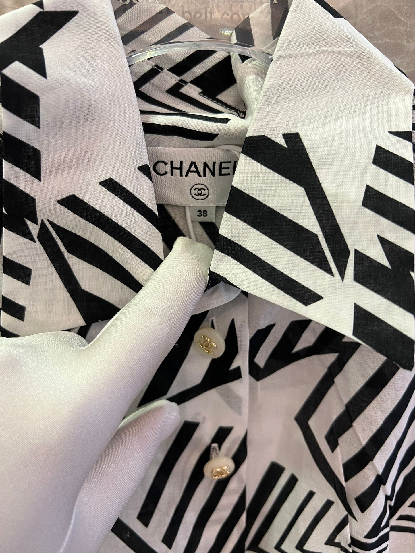 Chanel geometric print co-ord set (white and pink)