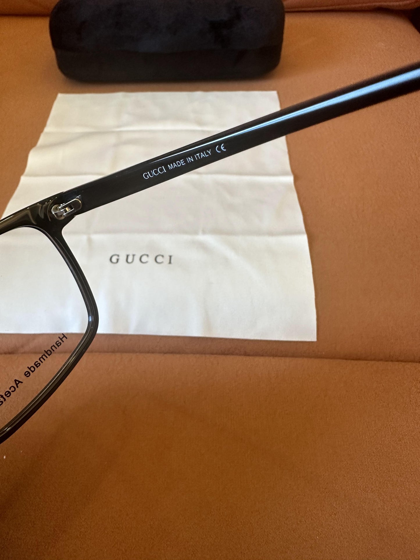 Gucci rectangular eyeglasses - black handmade acetate frame