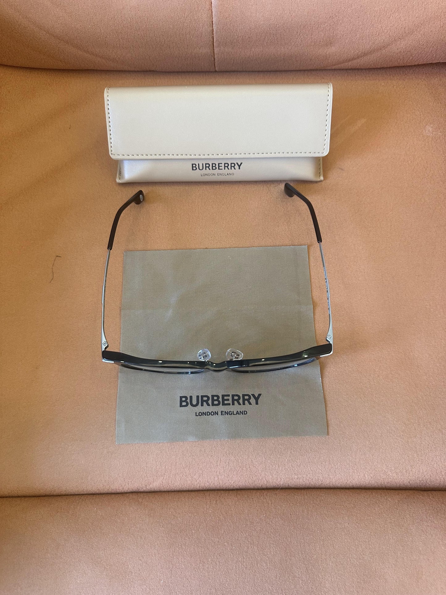 Burberry rectangular eyeglasses - black frame with titanium details