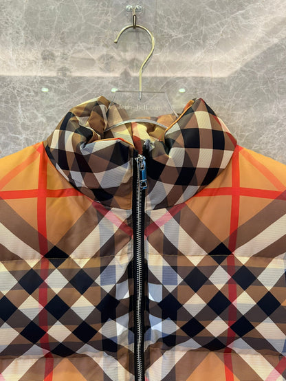 Burberry vintage check quilted down vest in classictan