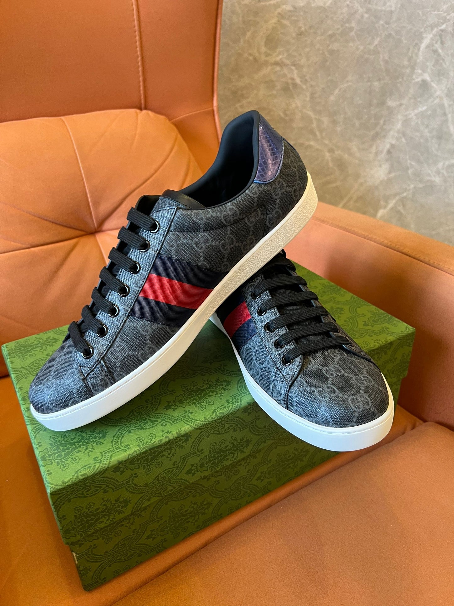 Gucci GG Supreme ACE sneakers