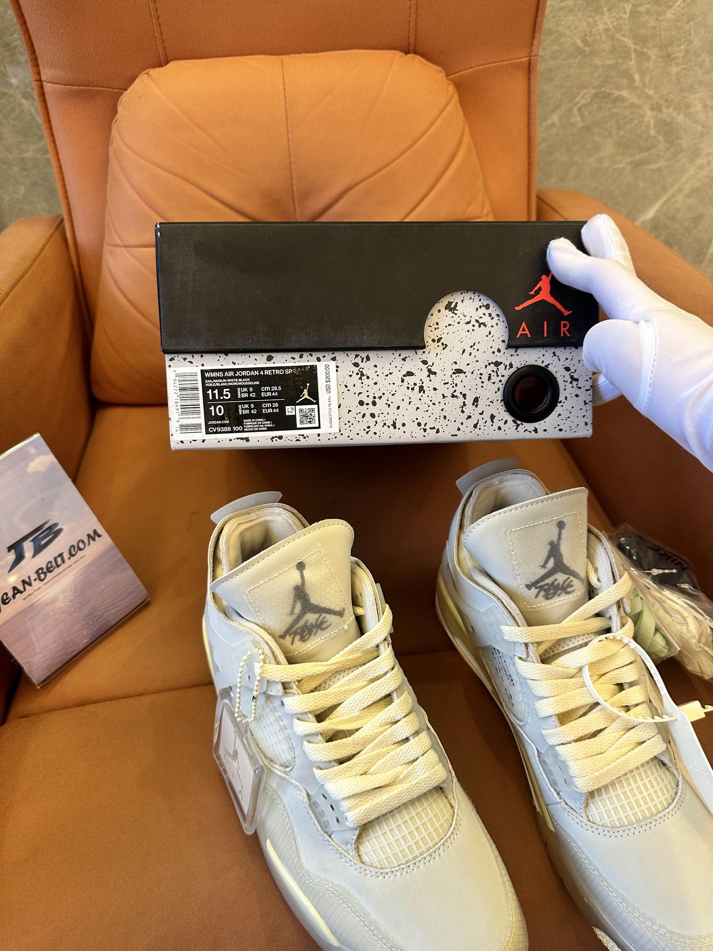 Air Jordan 4 x Off-White "Sail"