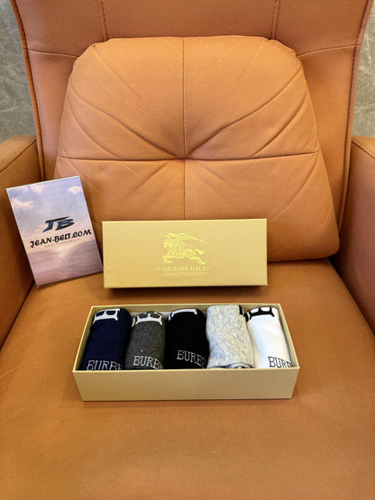 Burberry socks gift box set – 5 pairs