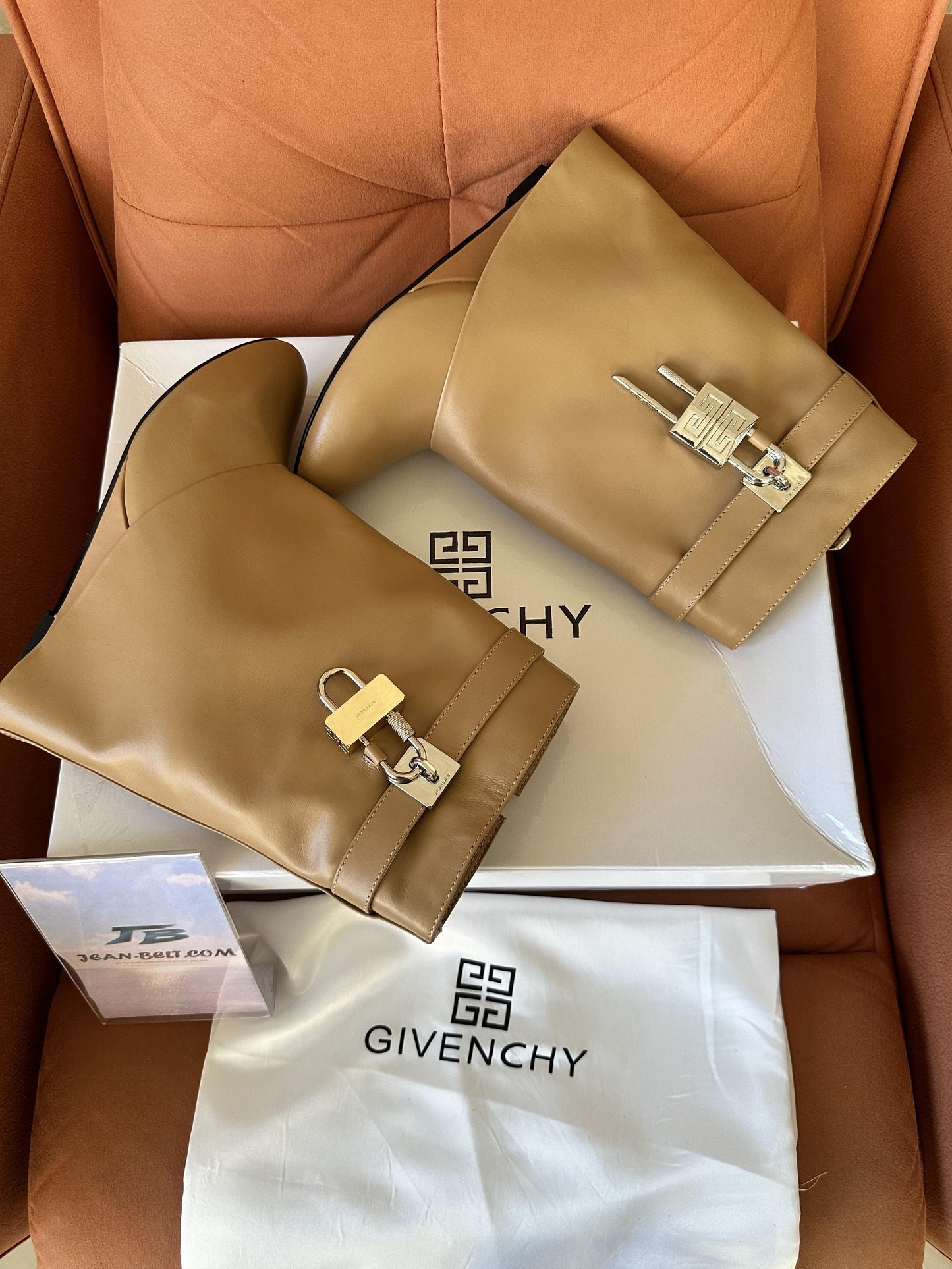 Givenchy shark lock ankle boots in leather in chestnut