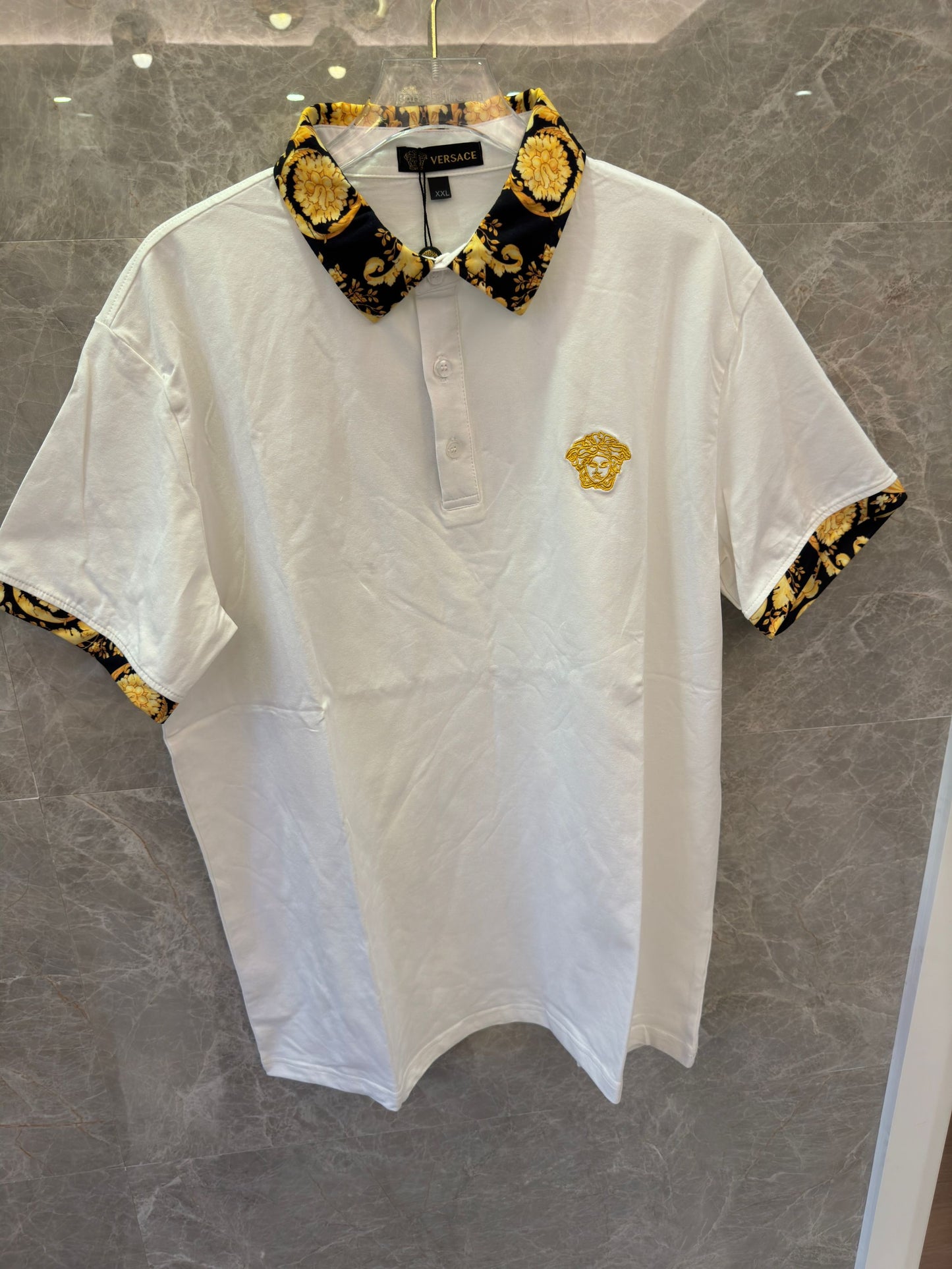 Versace baroque-print polo shirt with medusa collar -black&white