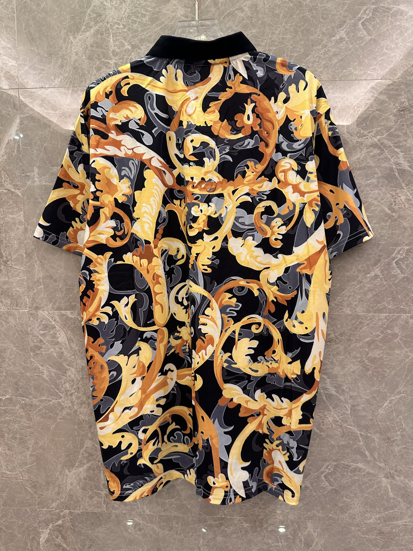 Versace baroque print polo shirt with velvet collar