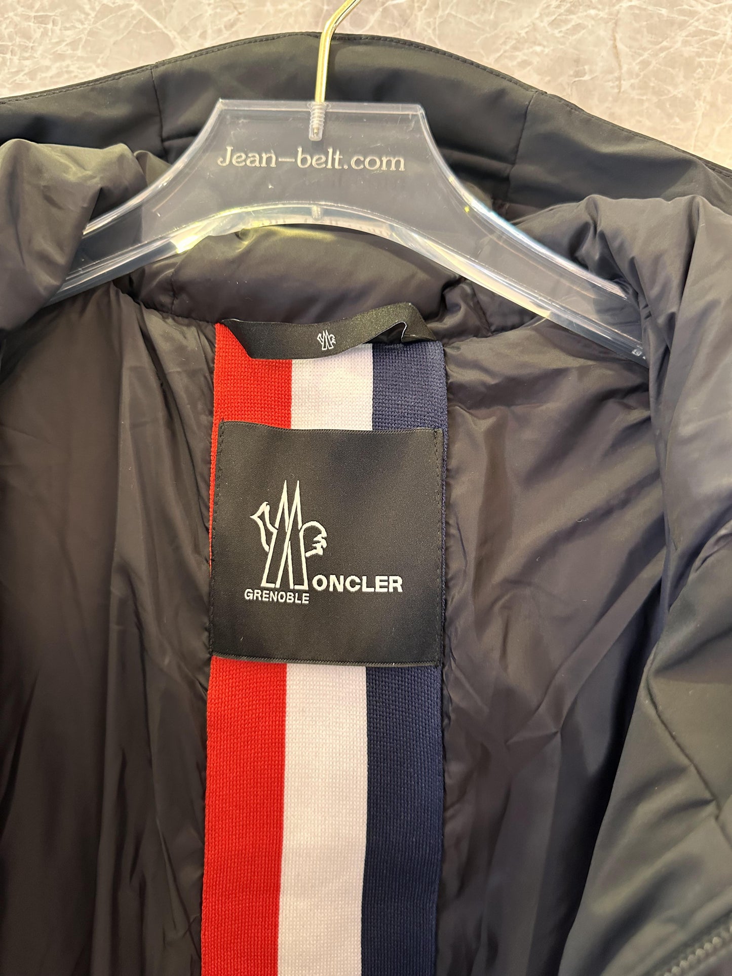 Moncler après-ski black down jacket with detachable hood