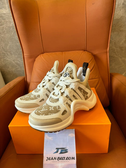 Louis Vuitton Archlight sneakers in beige monogram canvas