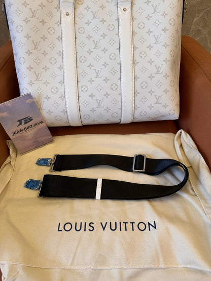 Louis Vuitton weekend tote