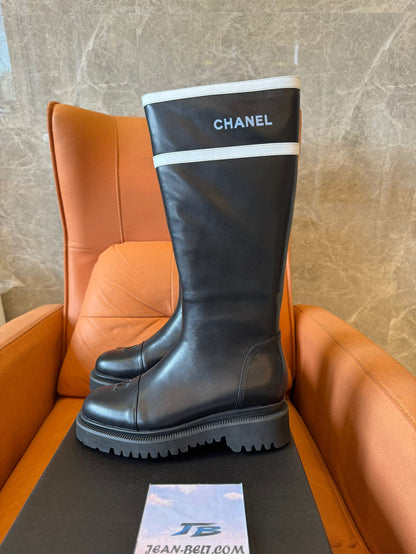 Chanel rubber logo rain boots black white