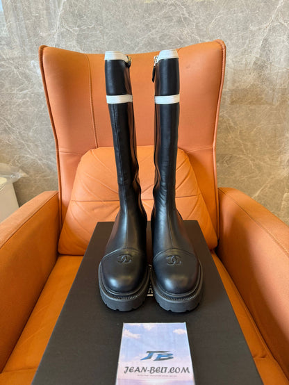 Chanel rubber logo rain boots black white