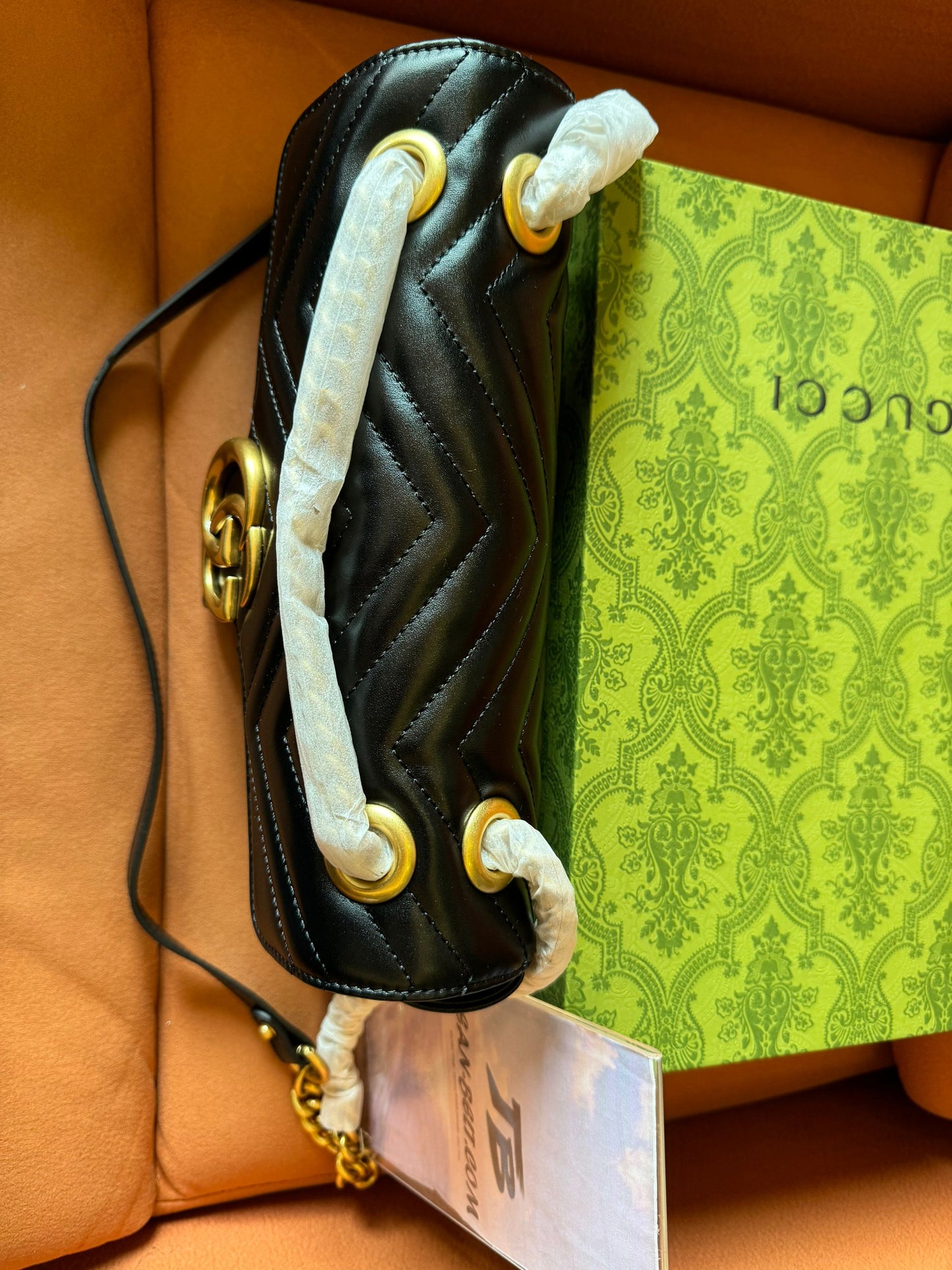 Gucci gg marmont mini snap closure crossbody  black leather