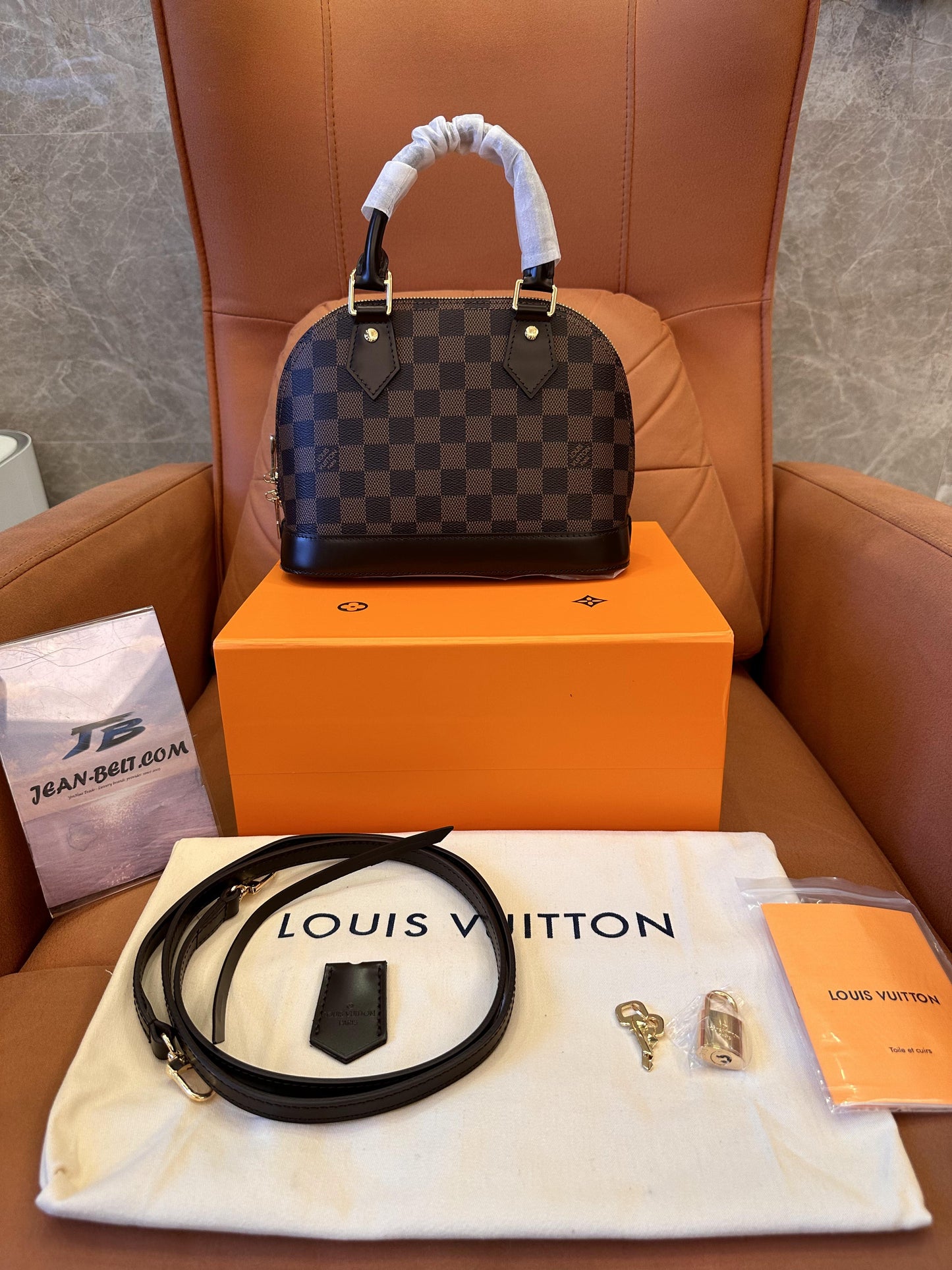 Louis Vuitton  damier ebene alma bb