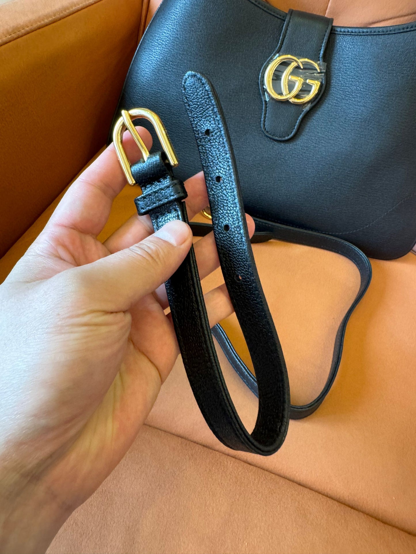 Gucci aphrodite medium shoulder bag