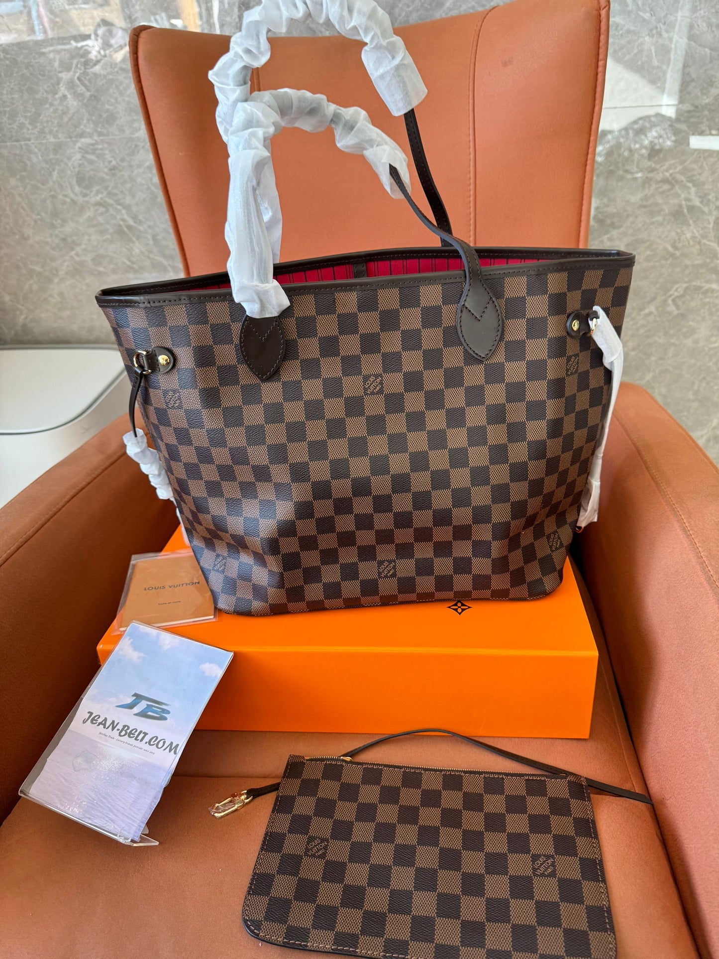 Louis Vuitton neverfull handbag mm with removable zipped pouch