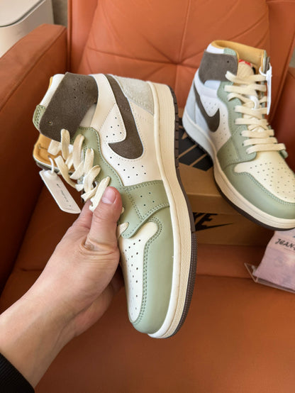 Nike Air Jordan 1 Mid "Seafoam Green"