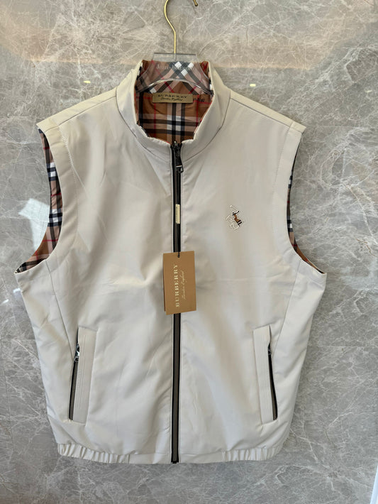 Burberry lightweight sleeveless vest with vintage check lining