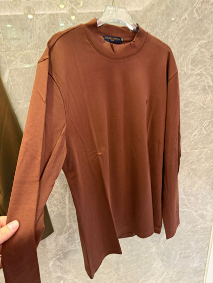 Louis Vuitton minimalist long-sleeve t-shirts in brown and khaki