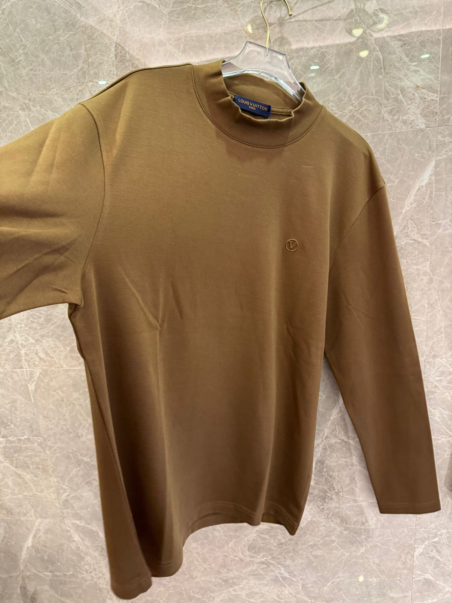 Louis Vuitton minimalist long-sleeve t-shirts in brown and khaki