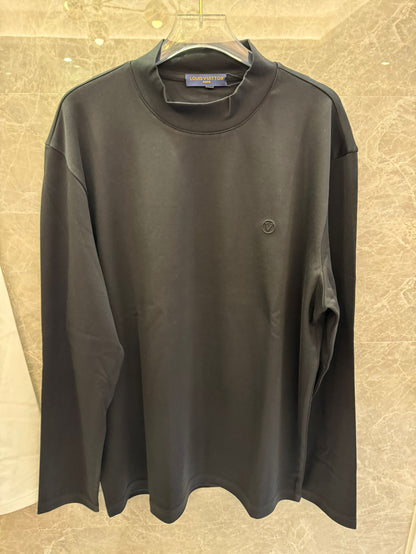 Louis Vuitton minimalist long-sleeve tee in white and black